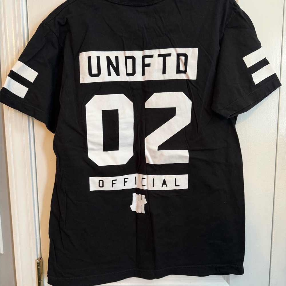 Undefeated Black T-Shirt with White Logo - Picture 5 of 5